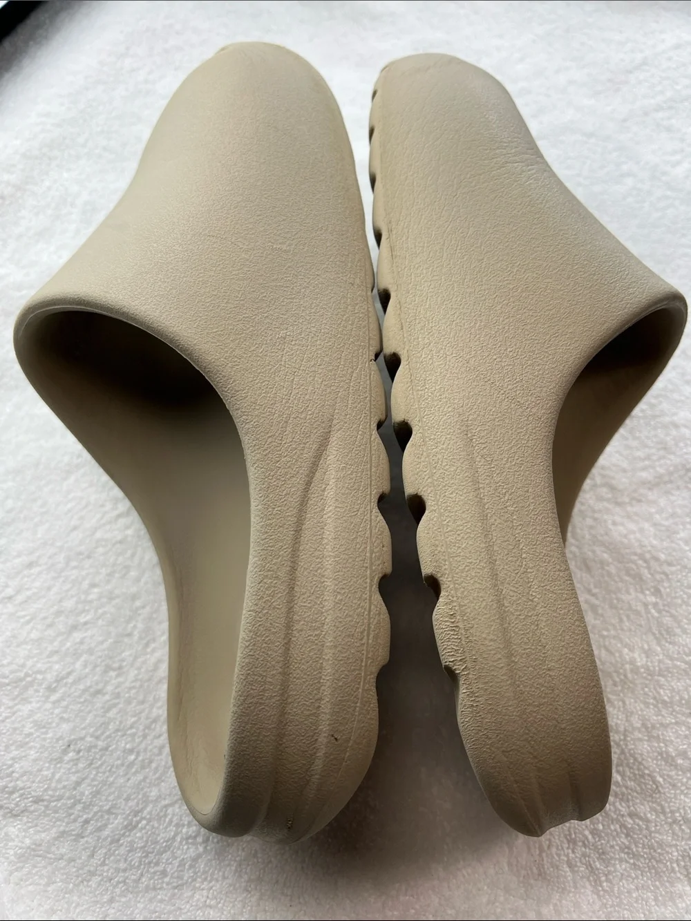 ADIDAS 13 Yeezy Slide Desert Sand Original Comfort Foam Sandal Slip-On Flip Flop